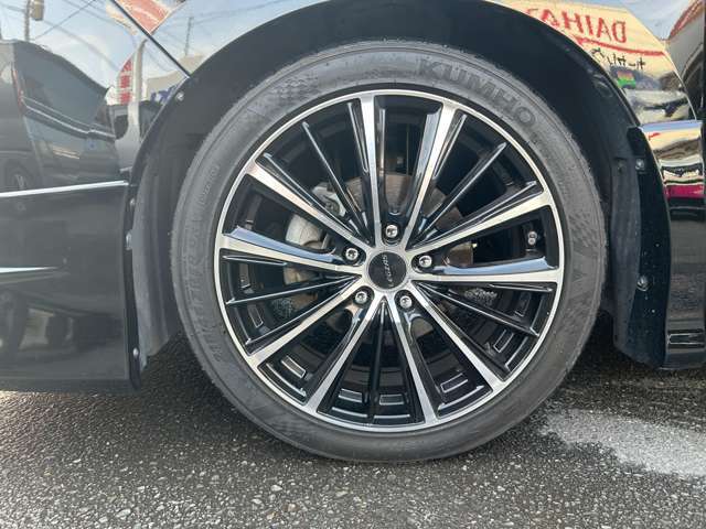 任意保険や自賠責保険、車検、修理、板金塗装の窓口として当店をご利用頂けます！安心のサポート体制です☆代車もございます！