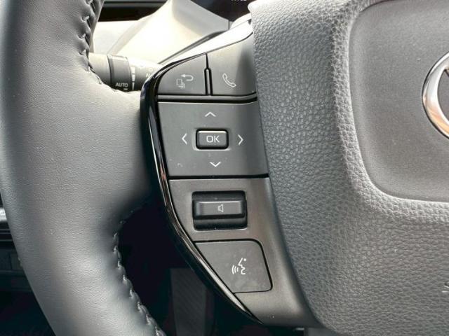 国産車から輸入車まで多様なお客様のニーズのお応えできるように、全国規模で豊富な在庫展開！車のことならWECARSへ！