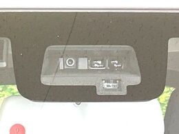 【スズキ　セーフティサポート】走行中に前方の車両等を認識し、衝突しそうな時は警報とブレーキで衝突回避と被害軽減をアシスト。より安全にドライブをお楽しみいただけます。