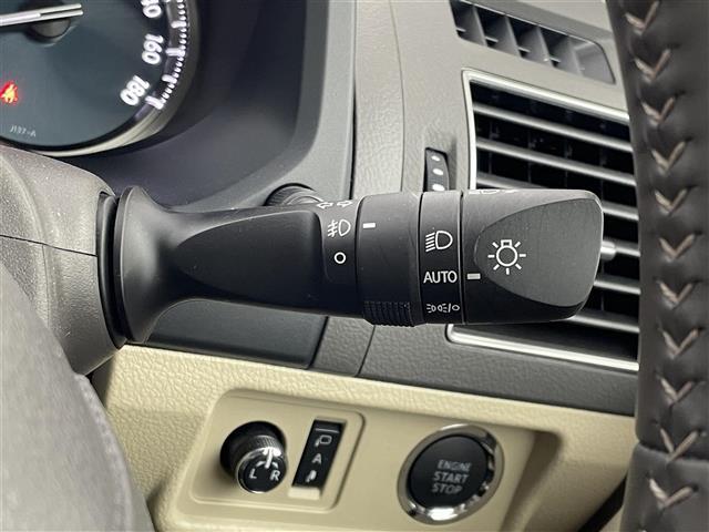 【運転席操作部】快適なドライブを楽しむための機能が装備されています！運転席から触れるので、使いやすいです！除菌プランいれていただくと、さらに清潔で安心していただけます！