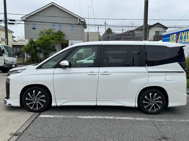当社店頭下取り車☆オークション仕入れの中間マージンをカットしたダイレクト販売で高品質車を低価格にてご提供しております☆