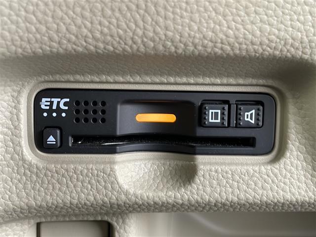 【　ETC　】今やカーライフにおける重要性はナビにも匹敵するのではないでしょうか？セットアップを行うことで利用可能になります！