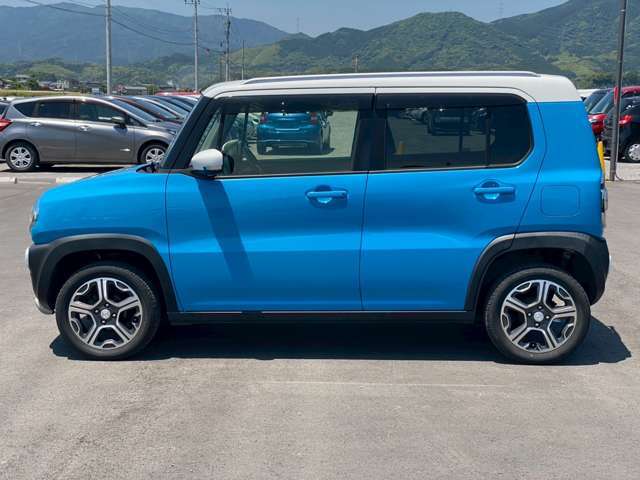★画像や動画を見ただけでお車の検討を進める事に抵抗がある方でも気軽に利用できるオンライン商談ならお車の検討はもちろん営業担当や店舗の様子も生中継でご覧いただけますので安心してお車をご検討頂けます。