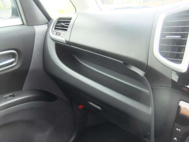 外出していることもございますので、ご来店の際は事前にご連絡ください♪