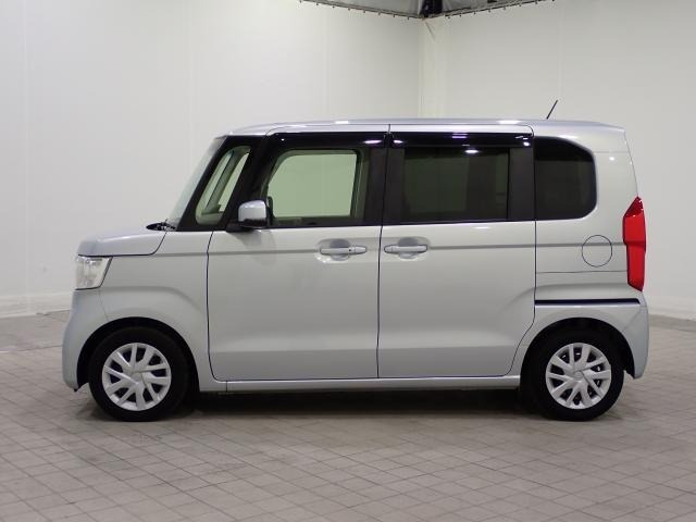 展示している状態からさらに磨き上げてピカピカの状態からコーティングをする有料プランのブライトパック。ボディー・ヘッドライト・ホイールを保護し汚れや水垢がつきにくく手入れがしやすくなるのでおススメです！