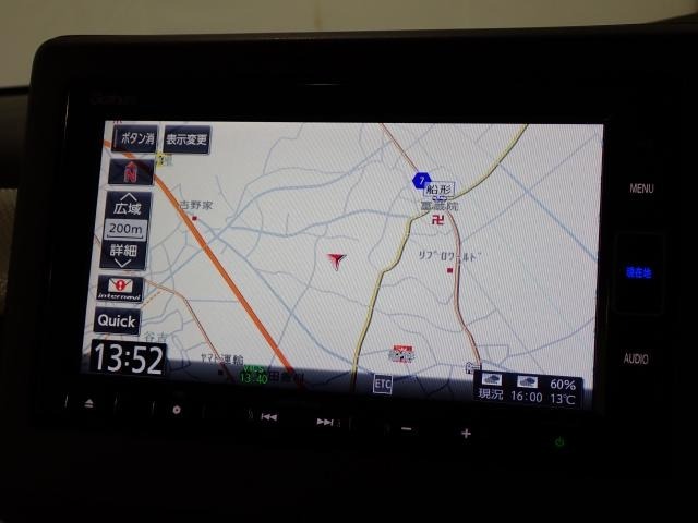 ナビゲーションももちろん装備☆多彩な機能で快適ドライブをアシスト☆オーディオ機能も充実していますね☆