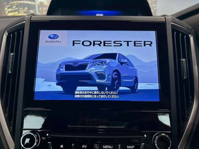 【純正SDナビ】FM＆AMを聴くことは勿論のこと！！CD＆DVD再生可能で地デジTVの視聴も可能な多機能ナビでドライブも快適ですよ☆