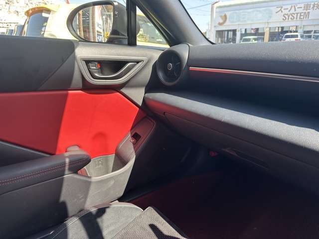 ★納車前に、当社の指定工場で納車前点検を行って納車しますので、安心してお乗りいただけます！もちろん、点検料は車両本体価格に含まれています！