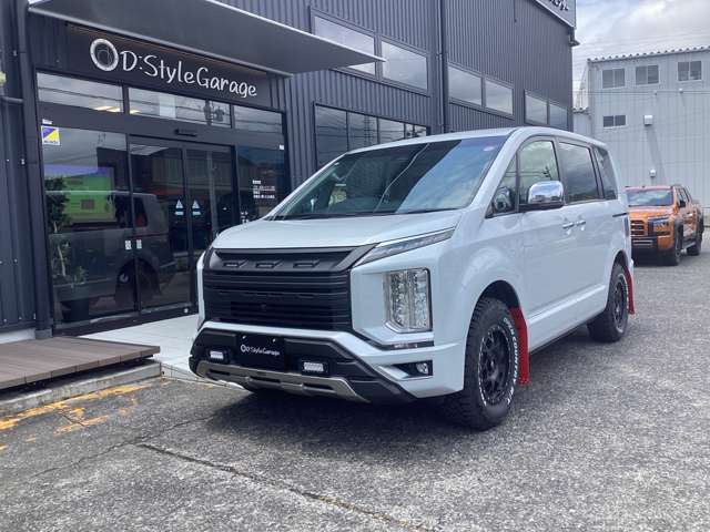 人気モデルが入庫致しました！お車の状態はモチロン、保証やサービス、アフターサービスまでお任せください！当店では保証やサービス等を含んだ総額で、お客様がお買い求め易いプライスを目指しております！