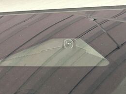 【ホンダセンシング】走行中に前方の車両等を認識し、衝突しそうな時は警報とブレーキで衝突回避と被害軽減をアシスト。より安全にドライブをお楽しみいただけます。