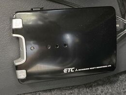 【ETC】高速道路の料金所をストレスなく通過！話題のスポットやサービスエリアに多い「スマートIC」利用時は必須のアイテムです。当店でセットアップを実施、ご納車当日からすぐにご利用いただけます！