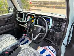 展示車　禁煙車　全方位モニター　9インチナビ　フルセグTV　ツートンルーフ　LEDライト　プッシュスタート　シートヒーター　キーフリー　電動格納ドアミラー　オートエアコン　内外装クリーニング済
