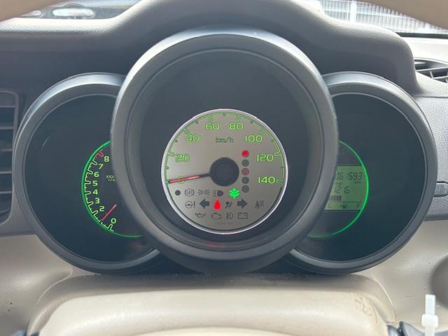 この度はガリバーアウトレットの在庫をご覧頂きまして、有り難う御座います。ガリバーアウトレットは買取専門店ガリバーの新鮮買取在庫をダイレクト販売する、お得なお店です！【0078-6002-799876】