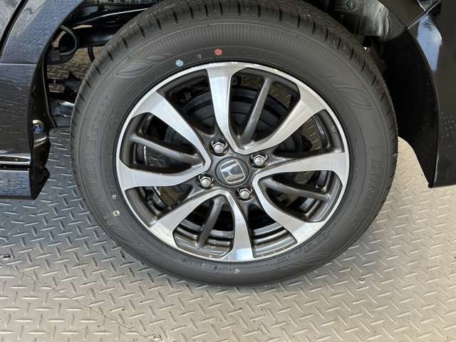 ☆内外装ピッカピカのお車です！☆