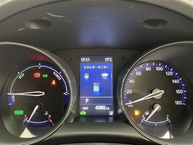 【メーターまわり】ドライバーから見やすい位置にあって安全運転に寄与します。メーターも見やすくてシンプルなデザインになっております！！！