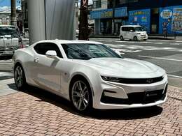 年間　輸入中古車販売台数　1200台を突破！輸入車のご不安もすぐに解消いたします。お客様と共に歩んで行くようなカーライフをご提供致します！！◆TEL：072-723-1167