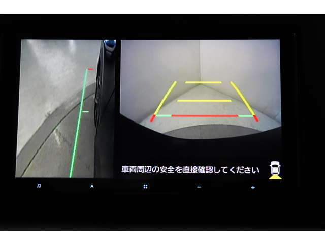 バックカメラで後方確認もバッチリ！