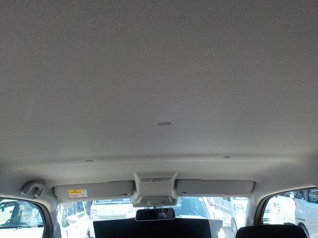 きれいな車内となっております。
