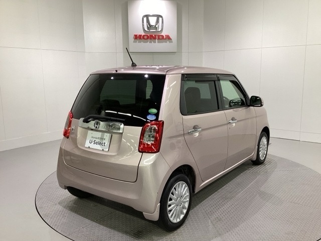 Honda認定中古車 U-Selectは3つの安心をお約束します。　1　Hondaのプロが整備した安心。 2　第三者機関がチェックした安心。　3　購入後もHondaが保証する安心。