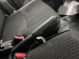 手動サイドブレーキ