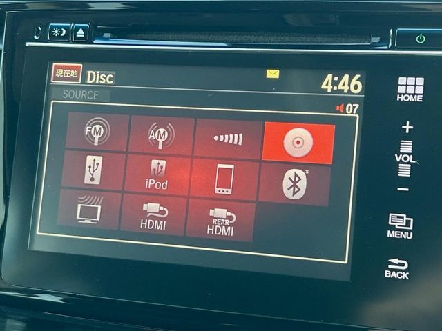 【フルセグTV付ナビゲーション】使いやすいナビで目的地までしっかり案内してくれます。各種オーディオ再生機能も充実しており、お車の運転がさらに楽しくなります！！