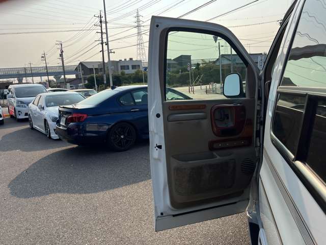ご購入後も、車検から整備、修理まで自社でサポートさせていただく事ができます。