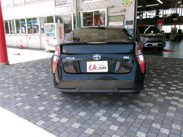 お車購入後の整備、点検、車検もおまかせ下さい。お得なメンテナンスパックも取り扱っております。詳しくはスタッフまでお問合せください。