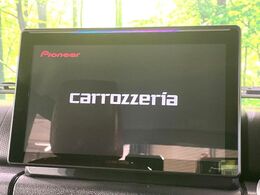 【10型ディスプレイオーディオ】視認性が高いディスプレイオーディオを装備♪操作性も良好で直感的なソース選択が可能です。