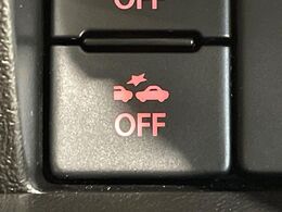 【スズキ　セーフティサポート】走行中に前方の車両等を認識し、衝突しそうな時は警報とブレーキで衝突回避と被害軽減をアシスト。より安全にドライブをお楽しみいただけます。