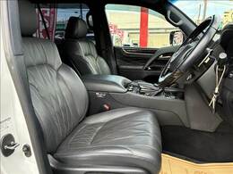 ★クリーニング★綺麗な状態でお乗り頂くため、当店では車を展示する前や納車前に、内外装のクリーニングを行っています！