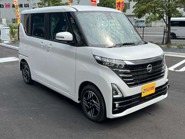 人気の登録済・届出済未使用車やおすすめ中古車を展示中！！各社メーカーの人気の軽自動車・小型車・普通車・大型車まで高須自動車にお任せ下さい！！日々新しい展示車両が続々入荷中です！！