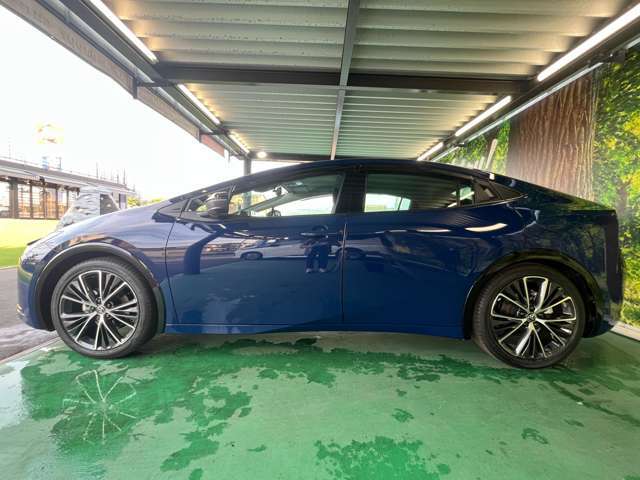■全車両保証付き■　当社では届出済未使用車でも新車と同様の保証をつけて販売しております。また各店舗に最新の整備工場とプロメカニックが常駐しておりますのでアフターメンテナンスもお任せください！