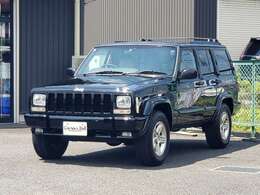 正規ディーラー車　2001年モデル（最終モデル）新車時保証書他書類一式　【XJ型Jeep最終型】　・純正専用16インチアルミホイール・純正ルーフレール