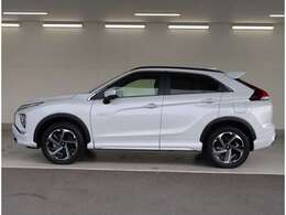 『点検整備付販売』です。また、「エンジンオイル」「オイルフィルター」「ワイパーゴム」を交換致します。