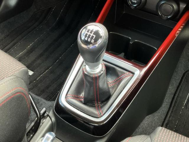 こちらのお車はいかがでしょうか？少しでも気になっていただけましたら是非お問い合わせください！さらにお車の詳細をお送りいたします！