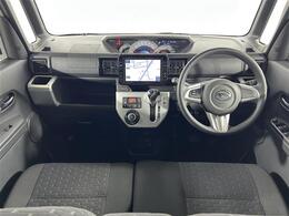 【インパネ全体】全方位で視界が広く、高い目線で運転もしやすいです！