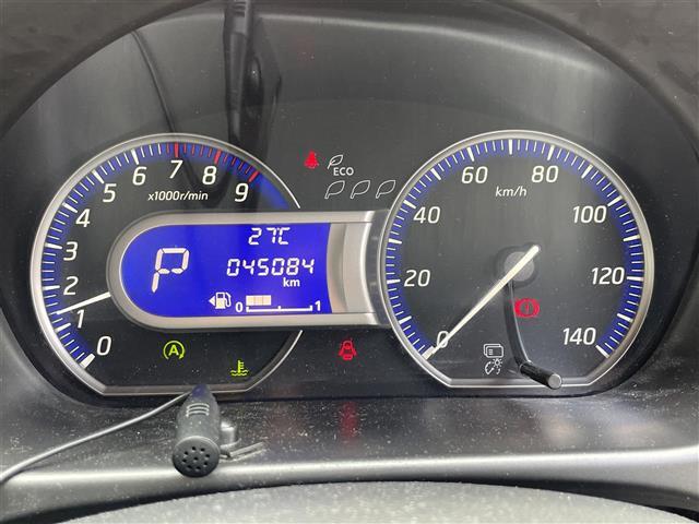 【スピードメーター】メーターがシンプルで見やすく運転しやすいですね！