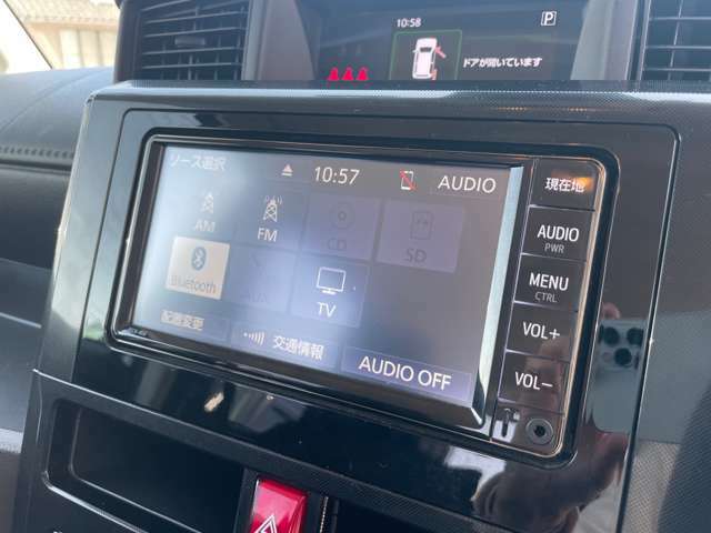 純正ナビが装着されています！Bluetoothも使用可能です！