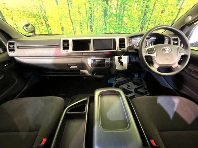 グループ総在庫数約30，000台！！全国の系列店からメーカー・車種問わずご紹介出来るので、あなたにピッタリのお車が見つかるはずです♪まずはお問い合わせ下さい☆