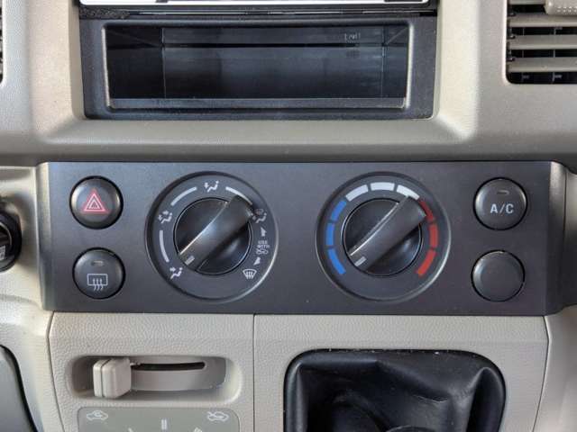 陸運局指定または認証工場にてしっかり整備を行いご納車させて頂いております！車検・ご納車後のアフターケアもお任せ下さい！