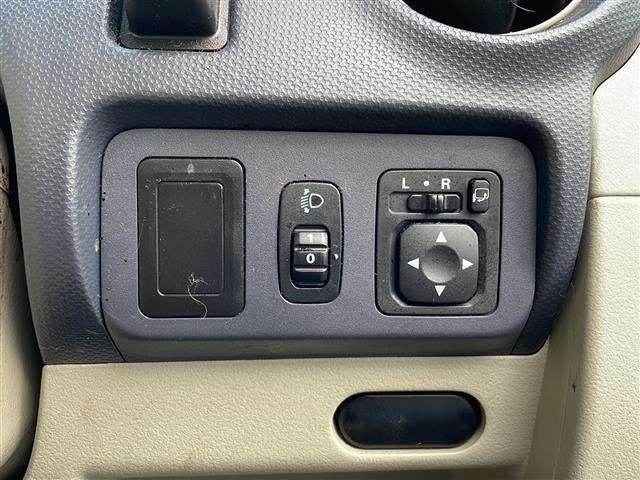 店舗にて現車の確認もいただけますので、お電話で在庫のご確認の上、是非ガリバー黒部店までご来店くださいませ！！！