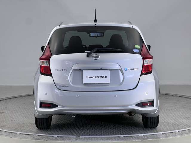 当社だけでなく、全国の日産ディーラー3000ヶ所の日産サービス工場でサポート致します。納車後のフォローもお任せください。土日も営業しておりますので、気になる事があればお電話ください。TEL0969-23-3823