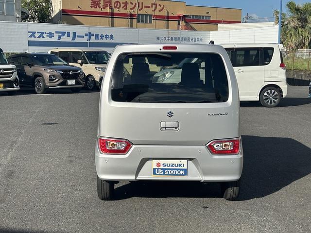後退時ブレーキサポート機能搭載☆リアバンパーに4つのセンサーを内蔵し、車両後方にある障害物を検知！衝突回避をサポートします♪
