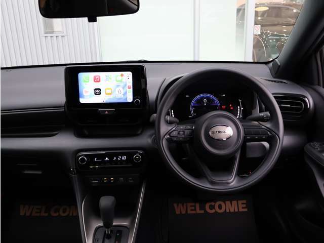 他の中古車販売店とは、異なった商品展開を実現するため、米国・Mitsuoka　Motors　Americaと連携を取りながらいち早く行動し、需要の先端商品を供給する体制づくりに努めています。