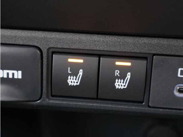 自動車は数万点の部品から構成される機械である以上、様々なトラブルが発生する可能性を秘めています。BUBU1年保証プログラムなら、最大100項目のワイド保証でお客様のカーライフに安心をプラスします。