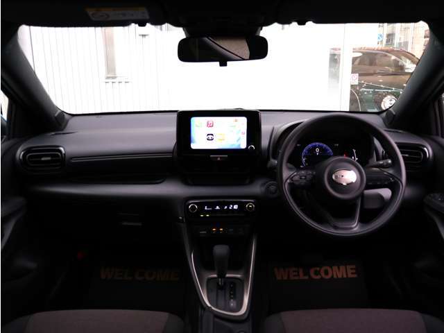 輸入車ディーラーに加え、光岡自動車オリジナルカーの製作・販売、日本の自動車業界でオンリーワンの存在を目指し全国に向けて販売を行っているオリジナル車は、自社の開発工場で生み出されています。