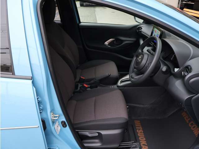 光岡自動車WEST店です！　当店在庫をご覧頂き誠にありがとうございます。