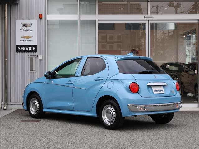 光岡自動車WEST店です！　当店在庫をご覧頂き誠にありがとうございます。