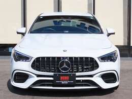 中々見る事の出来ない様なマニアックな車をグレード別に比較検討できるラインナップ！注目の人気の車まで幅広く取り扱いを行っております。社内工場完備で納車前整備も輸入車のプロにお任せくださいませ！