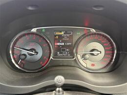 【スピードメーター】『スピードメーター』の画像になります。メーターがシンプルで見やすく運転しやすいですね！